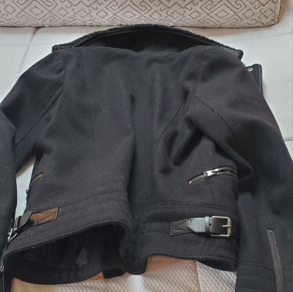 Bomber - Picture 3 of 4